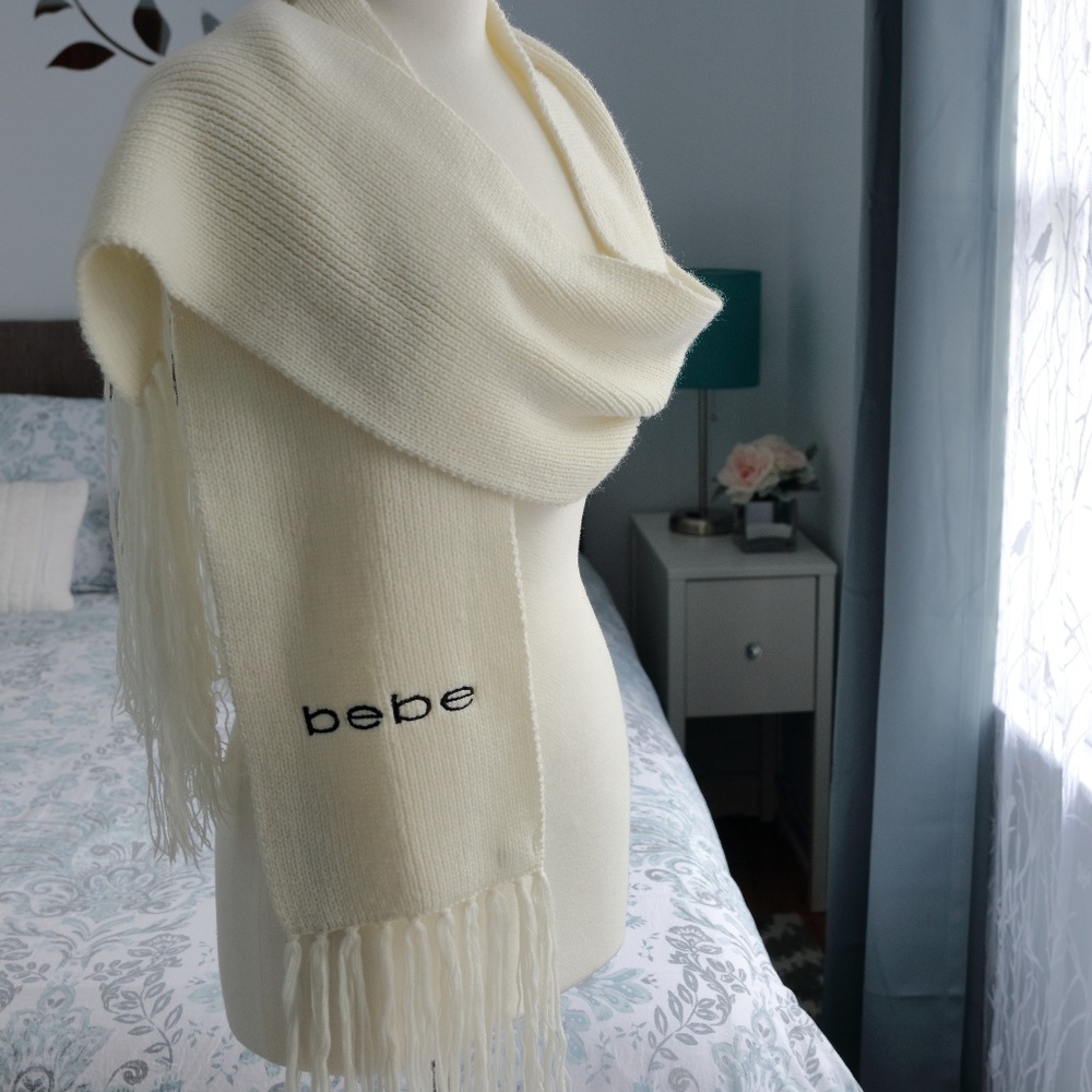 BEBE white scarf